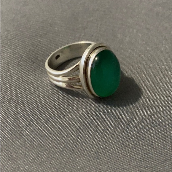 Handmade Vintage 925 Silver & Emerald Gemstone Ring 💍 Kelly Green Gorgeous Sz 8 - Picture 7 of 15